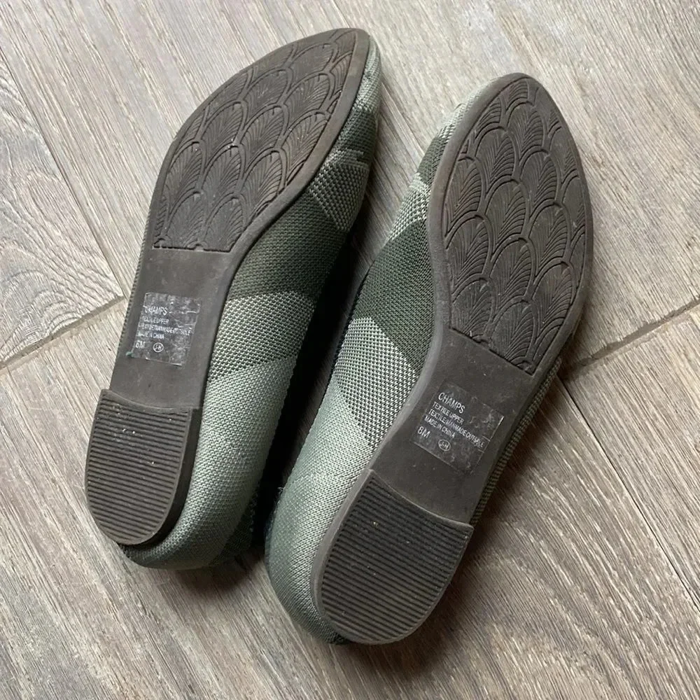 Camouflage flats